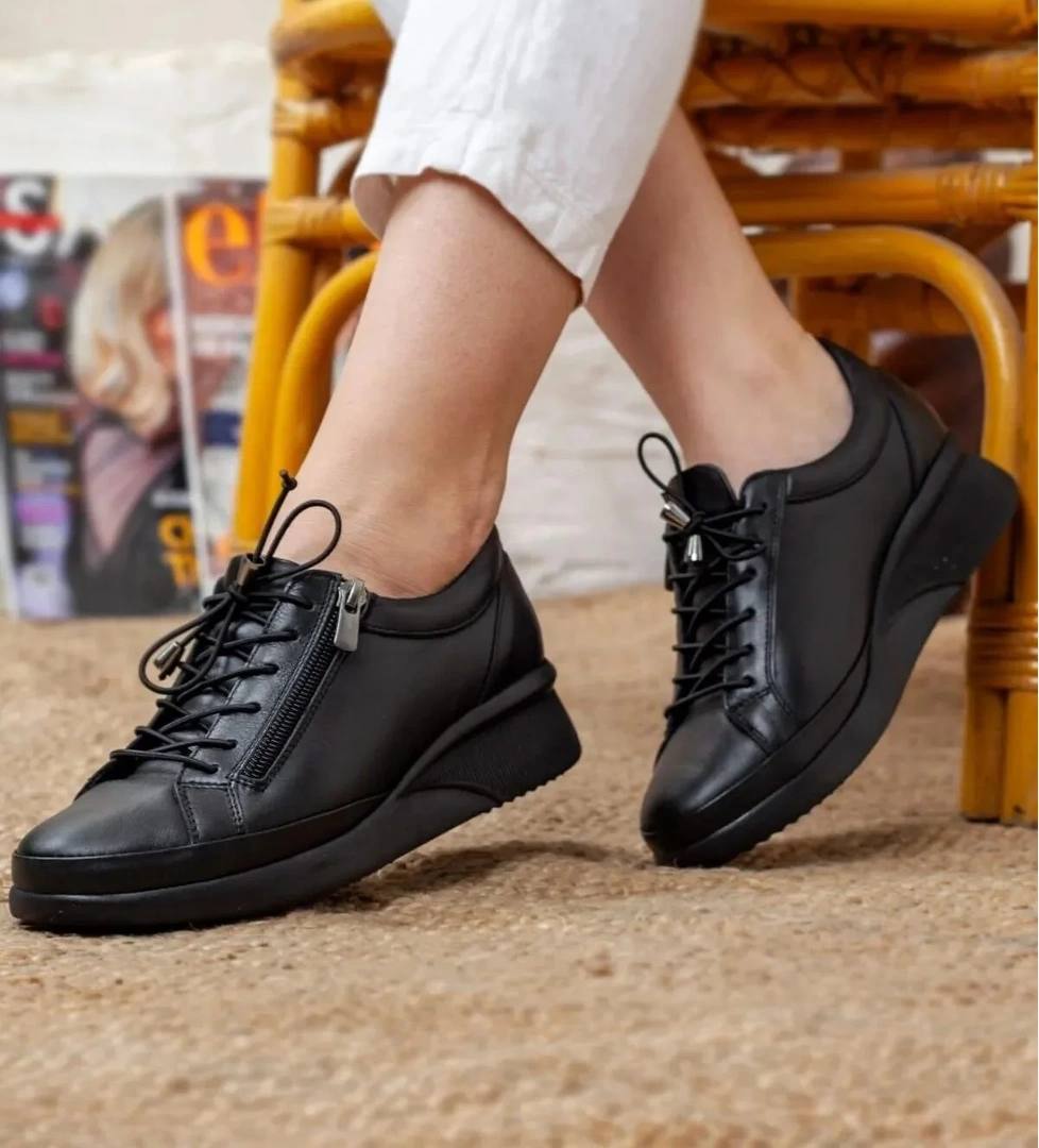 Mehmet Mete 3223 Comfort Lastik Bağçıklı Fermuarlı Hakiki Deri Kadın Ayakkabı model görseli