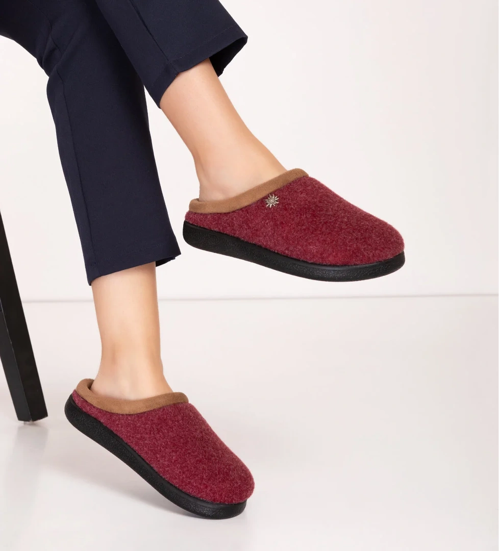 GONDOL İÇİ KÜRKLÜ RAHAT VE HAFİF EV TERLİĞİ EV.216