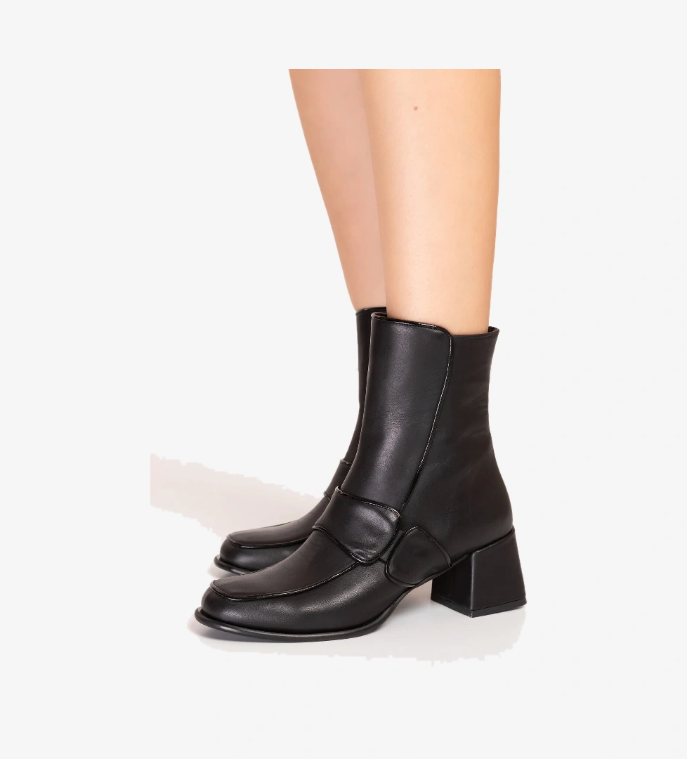 Gondol Kundura Gondol Kadın Hakiki Deri Kalın Topuklu Şık Bot ss.145 model görseli