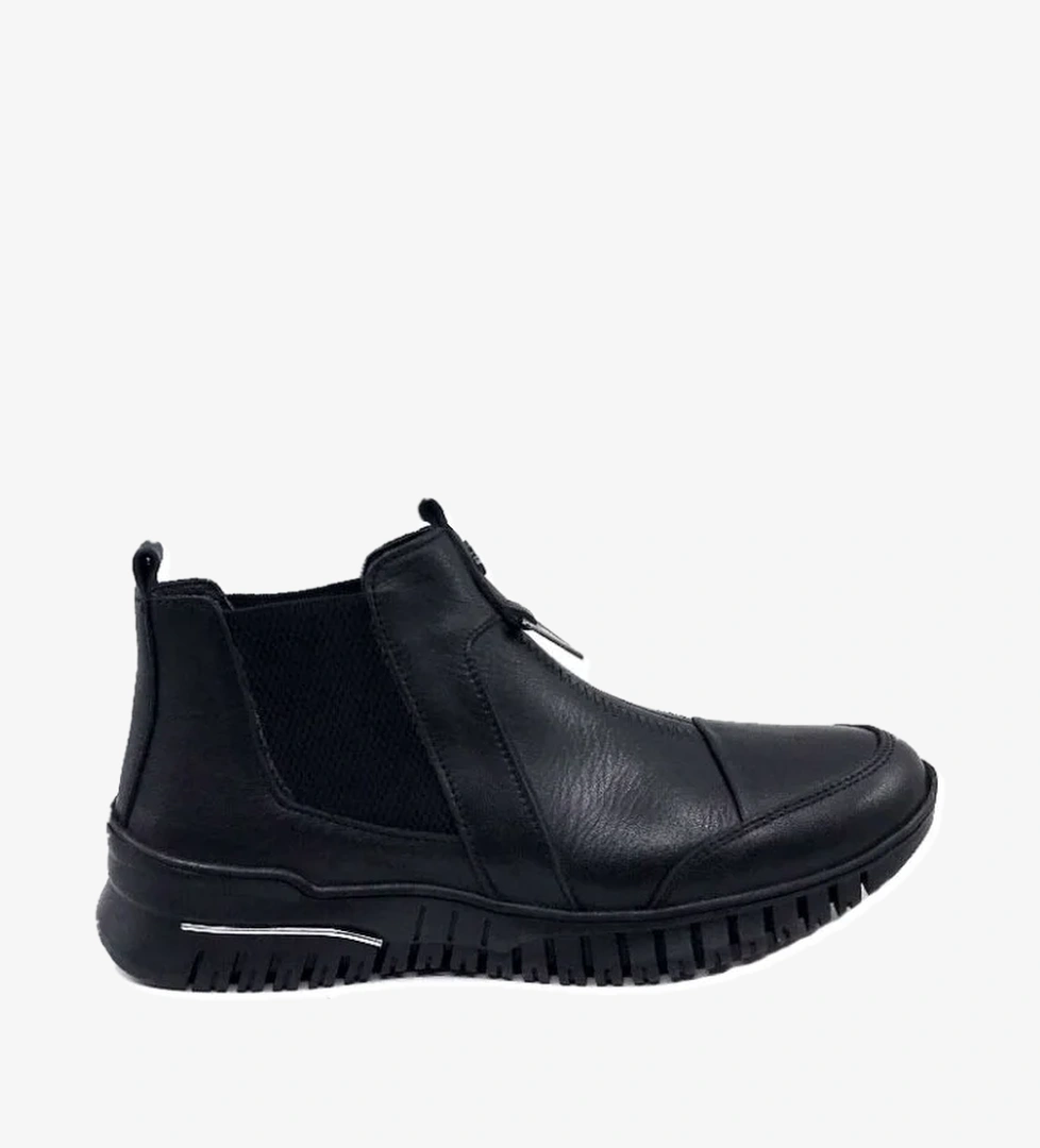 Ayakkabımood 018 Kauçuk Taban Siyah Hakiki Deri Bayan Bot model görseli