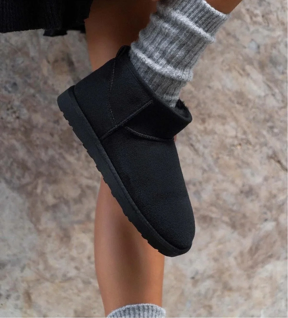 Ecemnur Süet İçi Kürklü Mini Boy Bilekte Kısa Kadın Bot