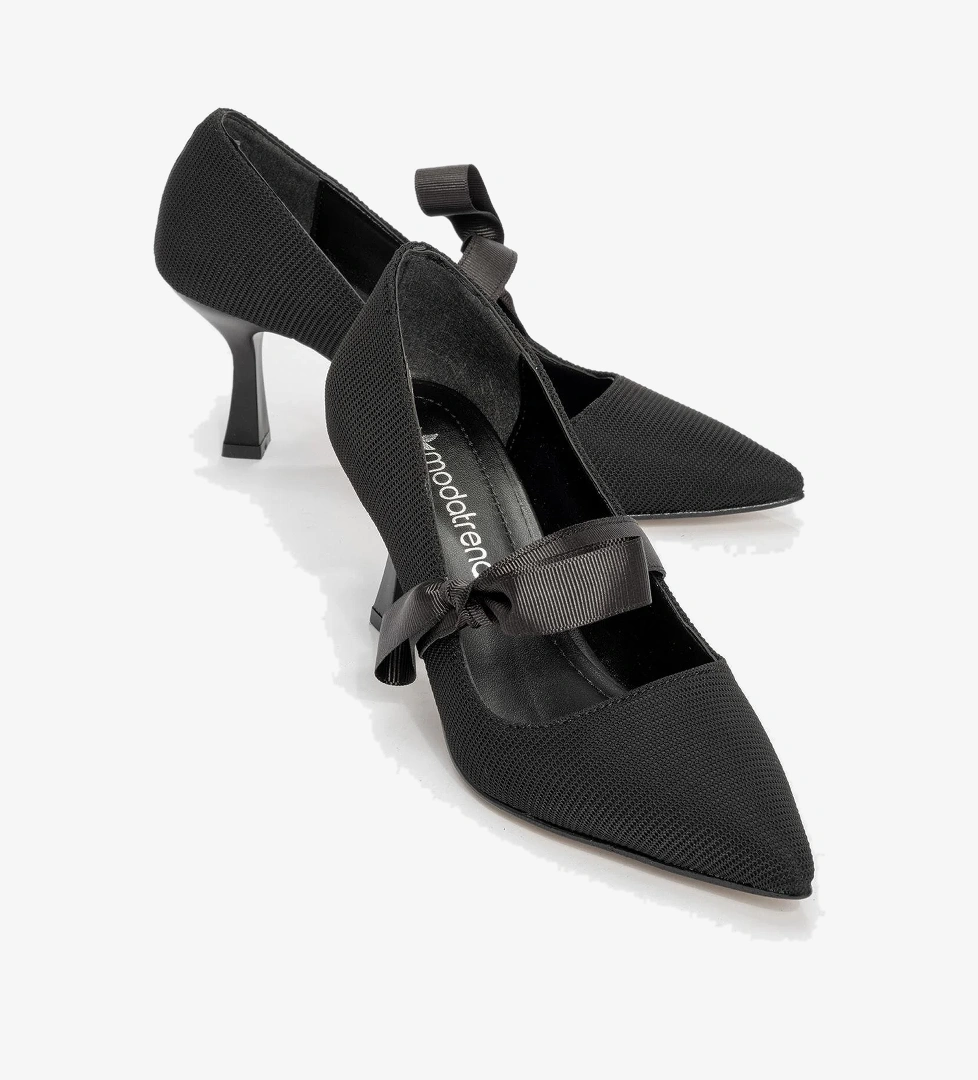 Kurdeleli Kadın Topuklu Ayakkabı SİYAH