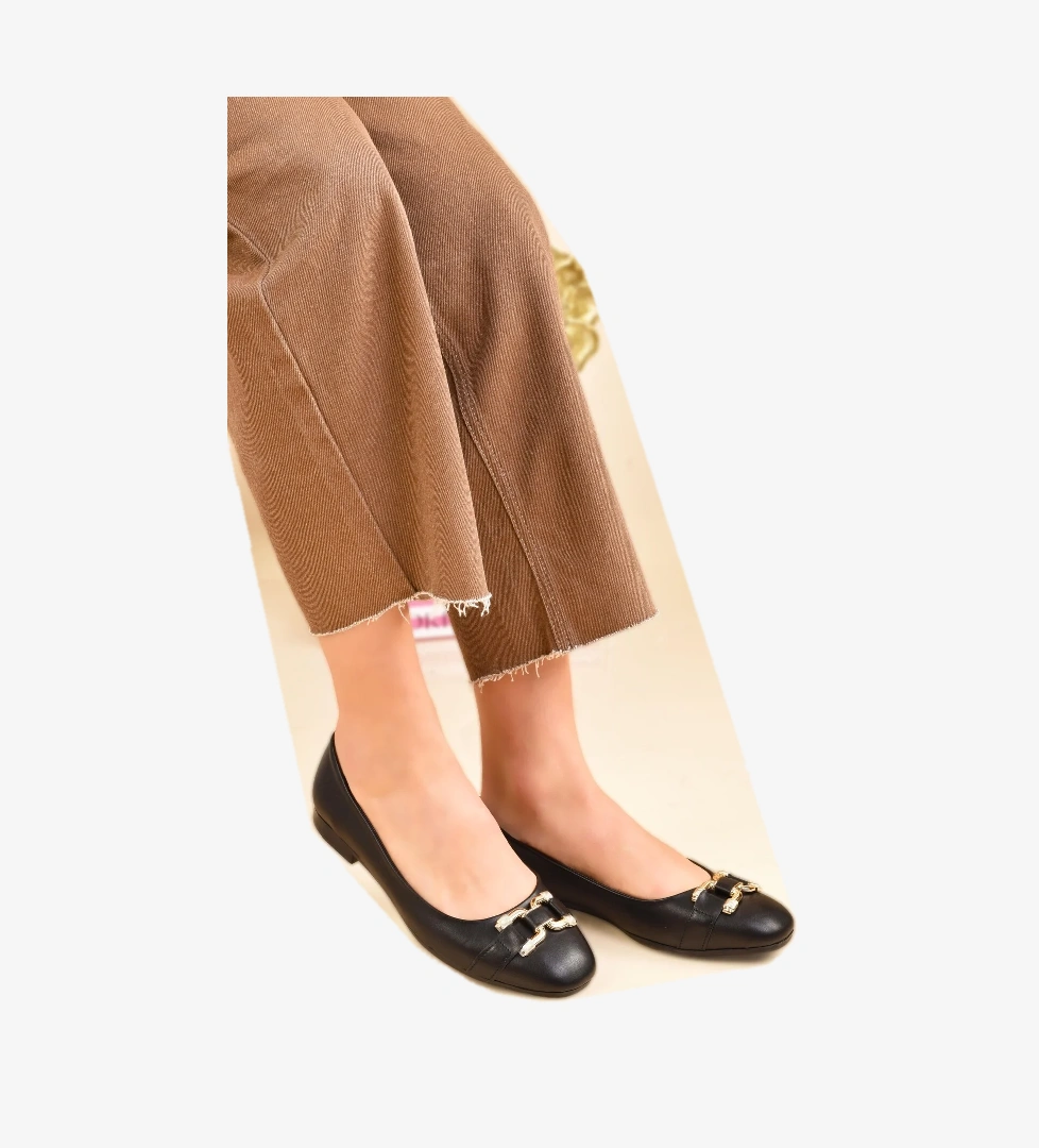 Odesa Ayakkabı Kadın Babet Zincir Tokalı Hafif Rahat Taban Şık Günlük Ayakkabı model görseli