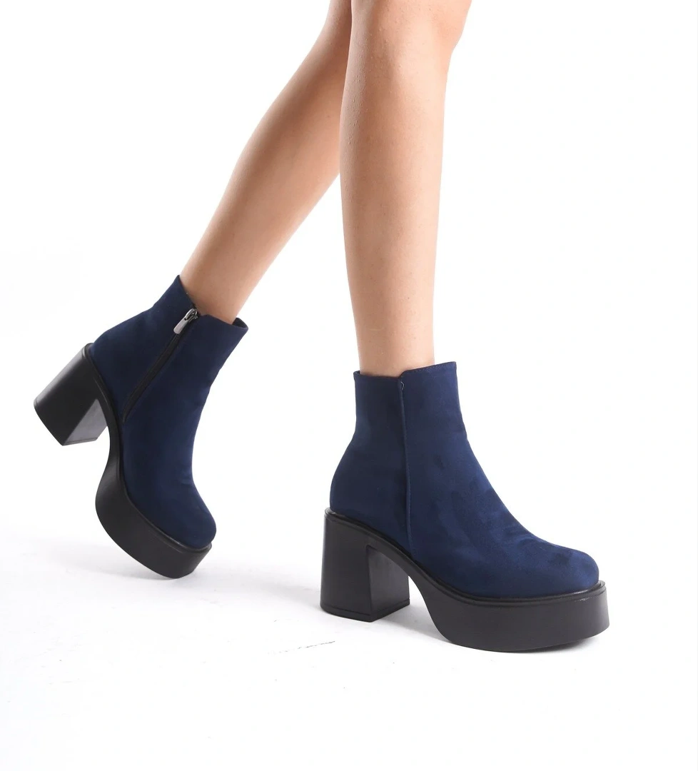 Modabuymuş Hancez Süet Yüksek Kalın Platform Topuklu Bot model görseli