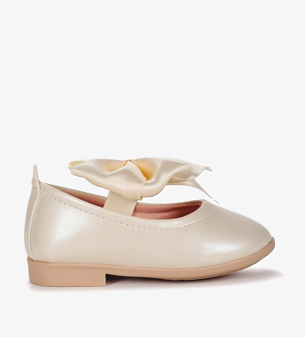 Kiko Kids Tari Rugan Fiyonk Lastikli Kız Bebek Babet Ayakkabı model görseli