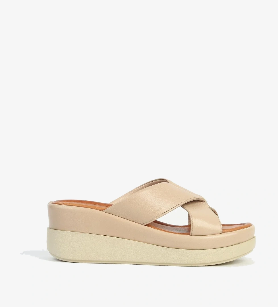 Pierre Cardin Bej Kadın Deri Terlik PCK-5043 model görseli