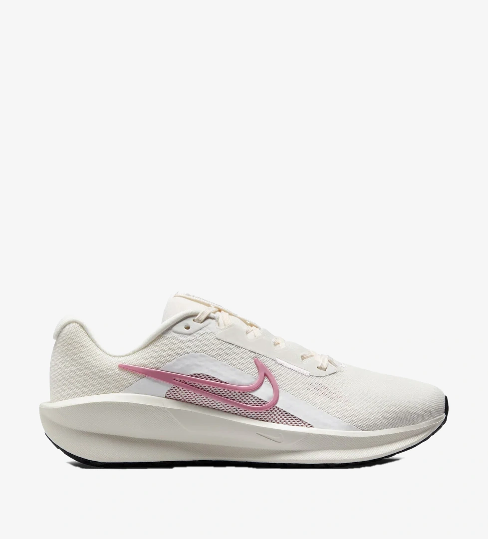 Nike Downshifter 13 Bej Kadın Koşu Ayakkabısı