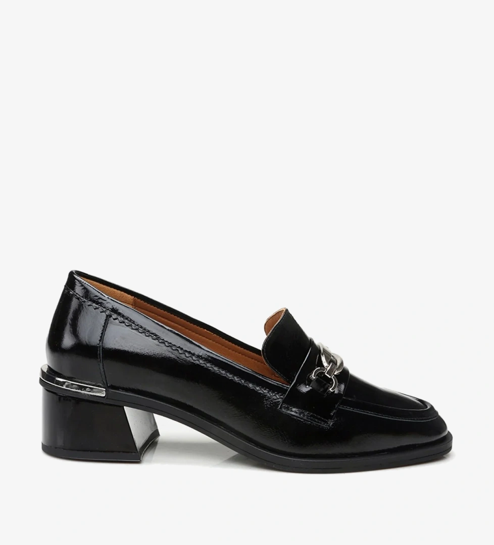 Hotiç Kadın Deri Siyah Loafer model görseli