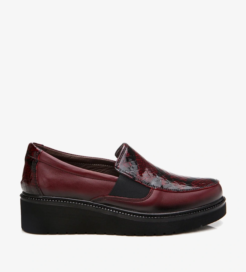 Hotiç Kadın Deri Bordo Loafer model görseli