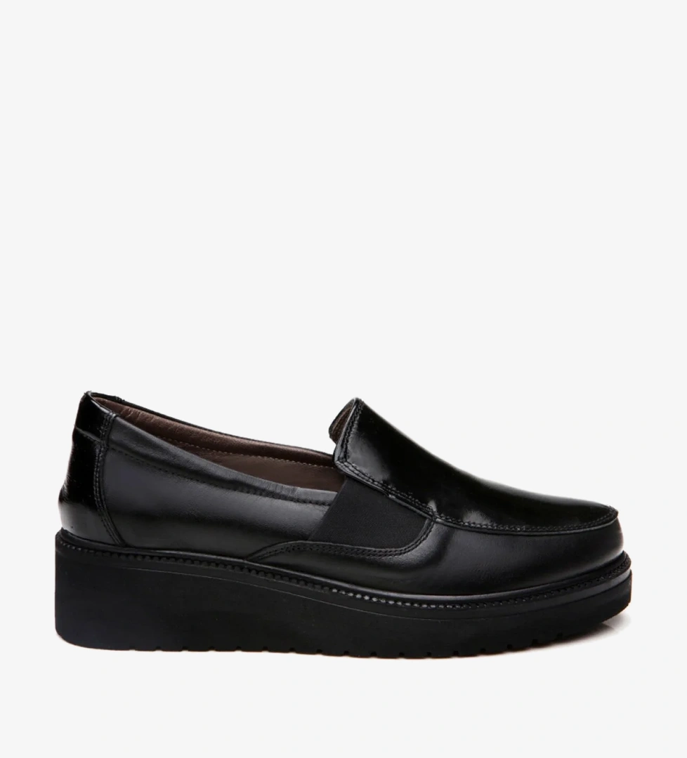 Hotiç Kadın Deri Siyah Loafer model görseli