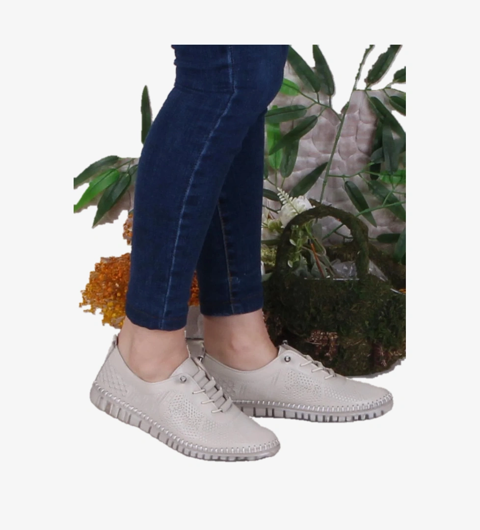 4243 Yumuşak Rahat Esnek Lastik Bağcıklı Hakiki Deri Kadın Ayakkabı