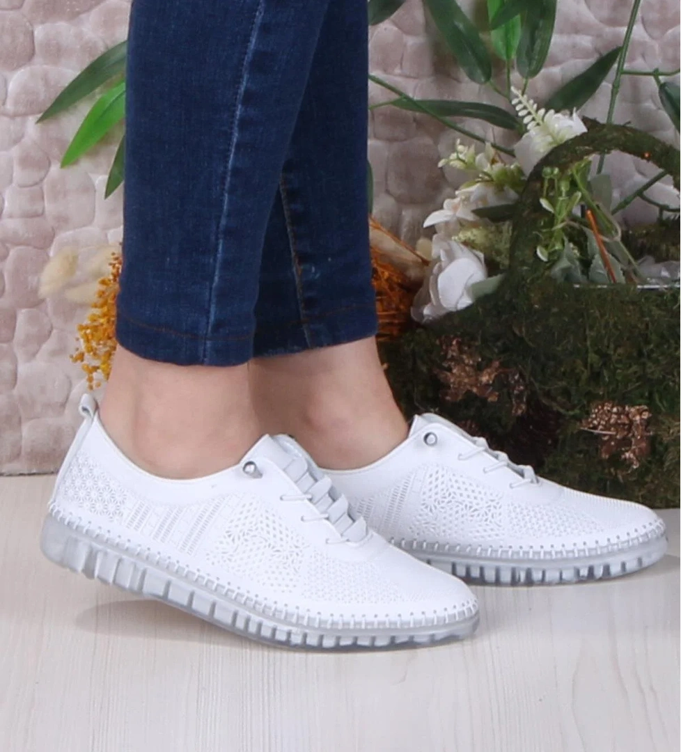 4243 Yumuşak Rahat Esnek Lastik Bağcıklı Hakiki Deri Kadın Ayakkabı