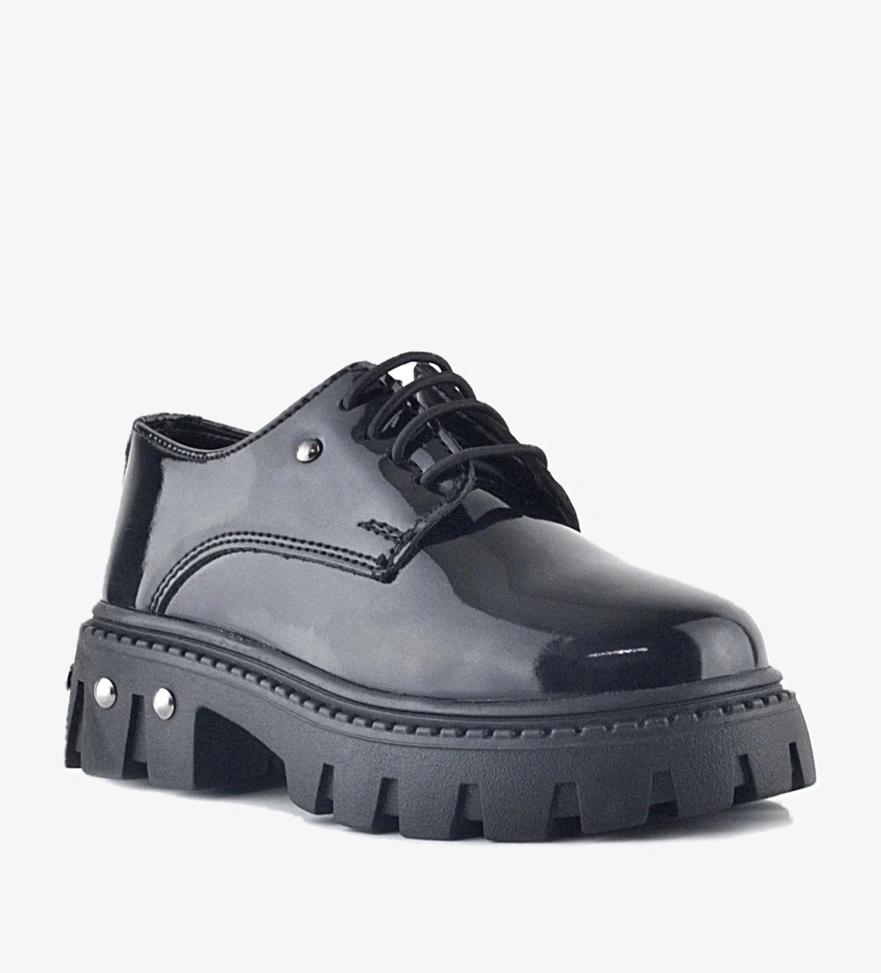 Rakerplus Siyah Rugan Bağcıklı Metal Detaylı Kız Çocuk Oxford Günlük Ayakkabı model görseli