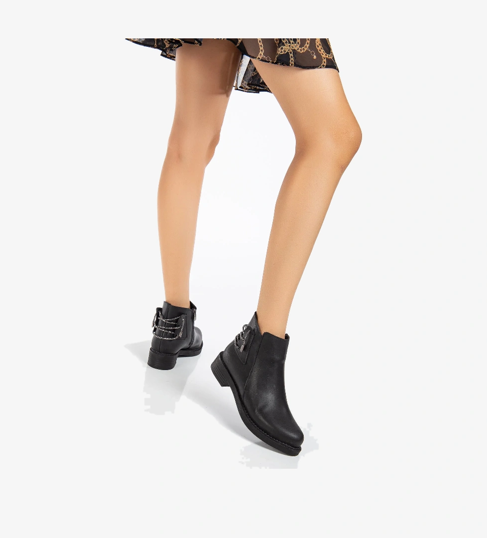 Kadın Siyah Cilt Termo Taban Arkası Taşlı İp Geçişli Fermuarlı Kısa Topuklu Bot - Görsel 1