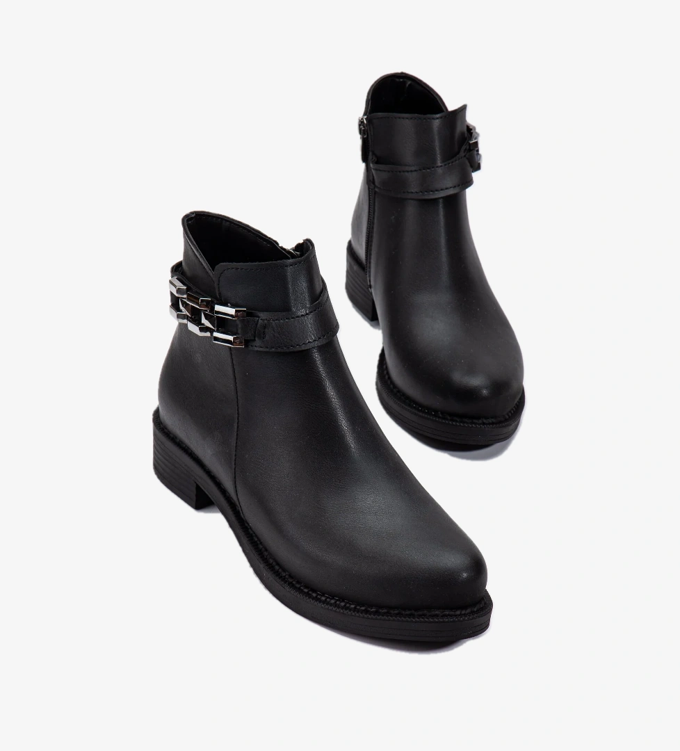 Tonny Black Kadın Siyah Cilt Süet Termo Taban Zincir Detaylı Fermuarlı Kısa Topuklu Bot model görseli