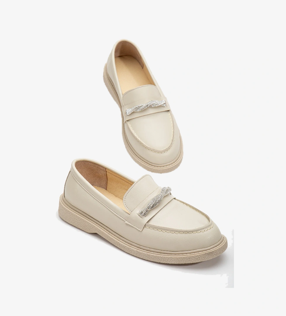 Kadın Ten Cilt Rahat Kalıp Önü Sarmal Taşlı Günlük Loafer