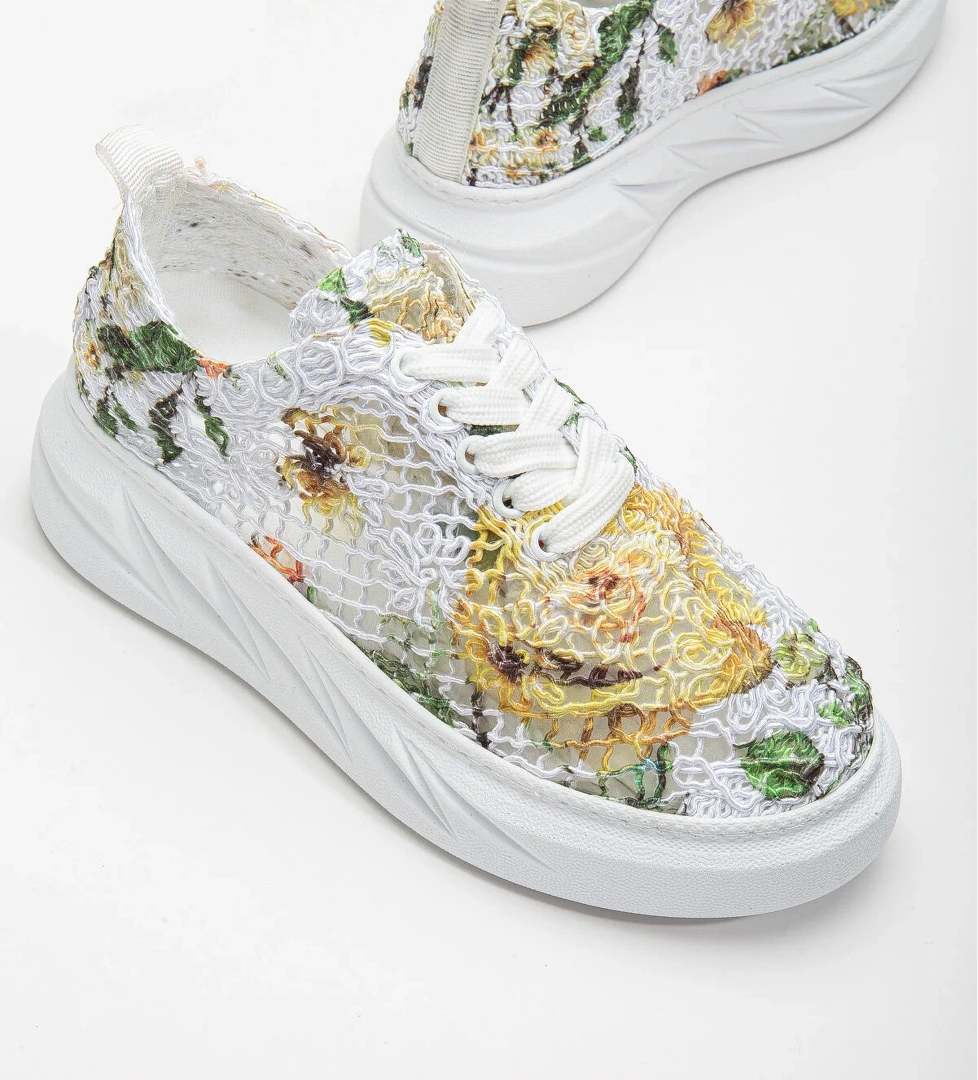 Kadın Sarı Rahat Kalıp Desenli Kalın Taban Bağcıklı Spor Ayakkabı - Görsel 1