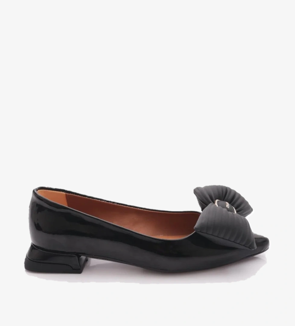 Dgn 2898 Kadin Fiyonk Detayli Sivri Burun Babet model görseli