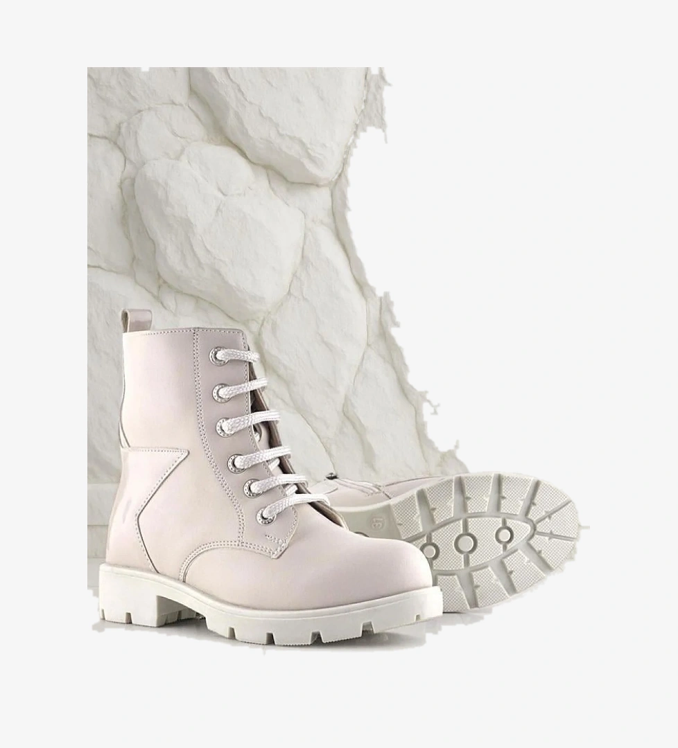 Rakerplus Krem Yıldız Detaylı Bağcıklı Fermuarlı Kız Çocuk Bot model görseli