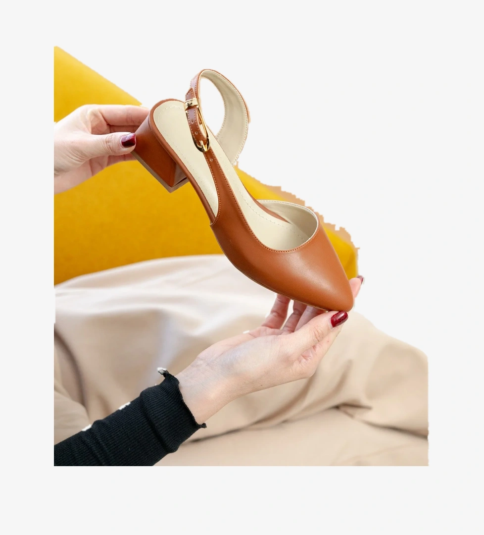 Aura Taba Yanı Tokalı (4 cm Topuk Boyu ) Sivri Burun Topuklu Babet Ayakkabı