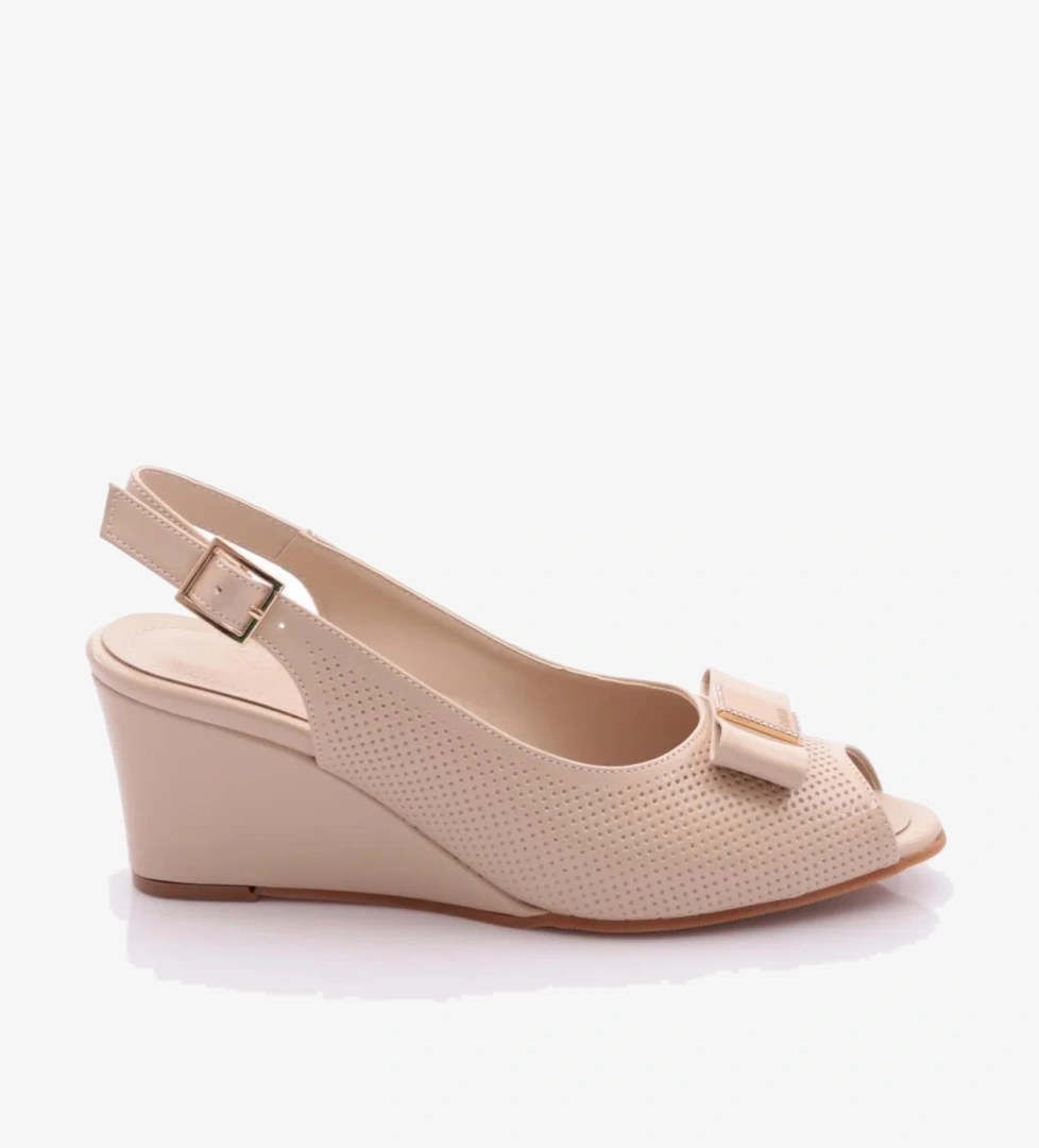 25830 Kadin Dolgu Taban Ayakkabi