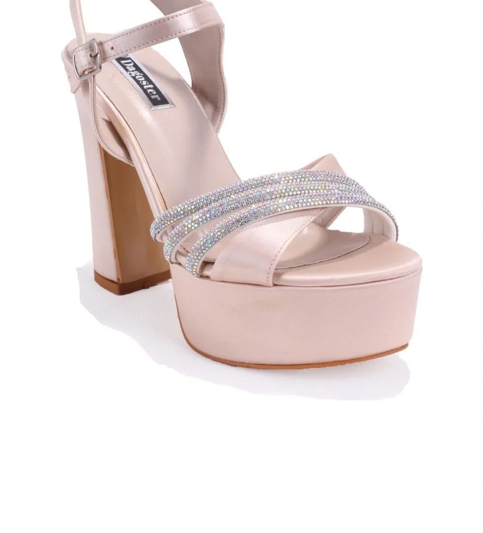 Dagoster Dza07-337351 Ten Siyah Saten Platform Topuklu Kadın Ayakkabı model görseli