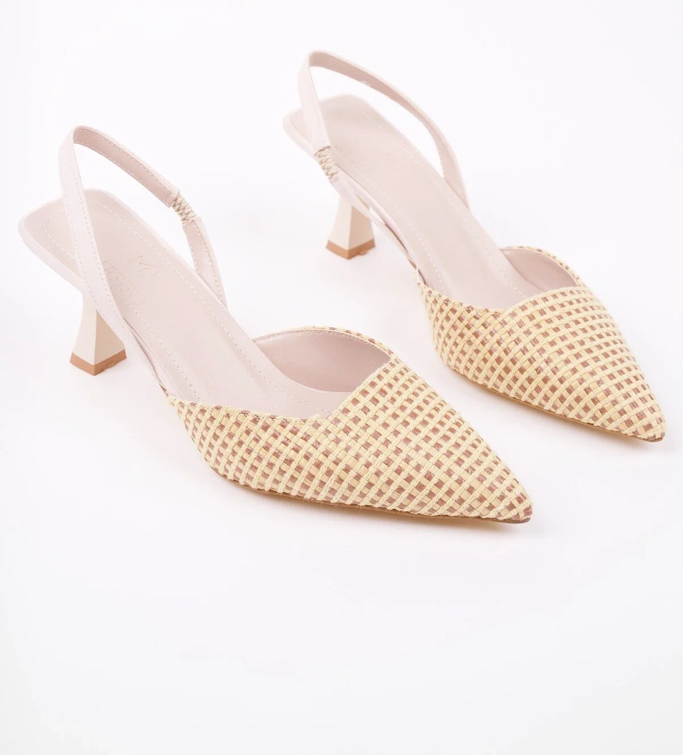 LOUVRE Sivri Burun Arkası Açık Lastikli Hasır Kadın Günlük Topuklu Terlik