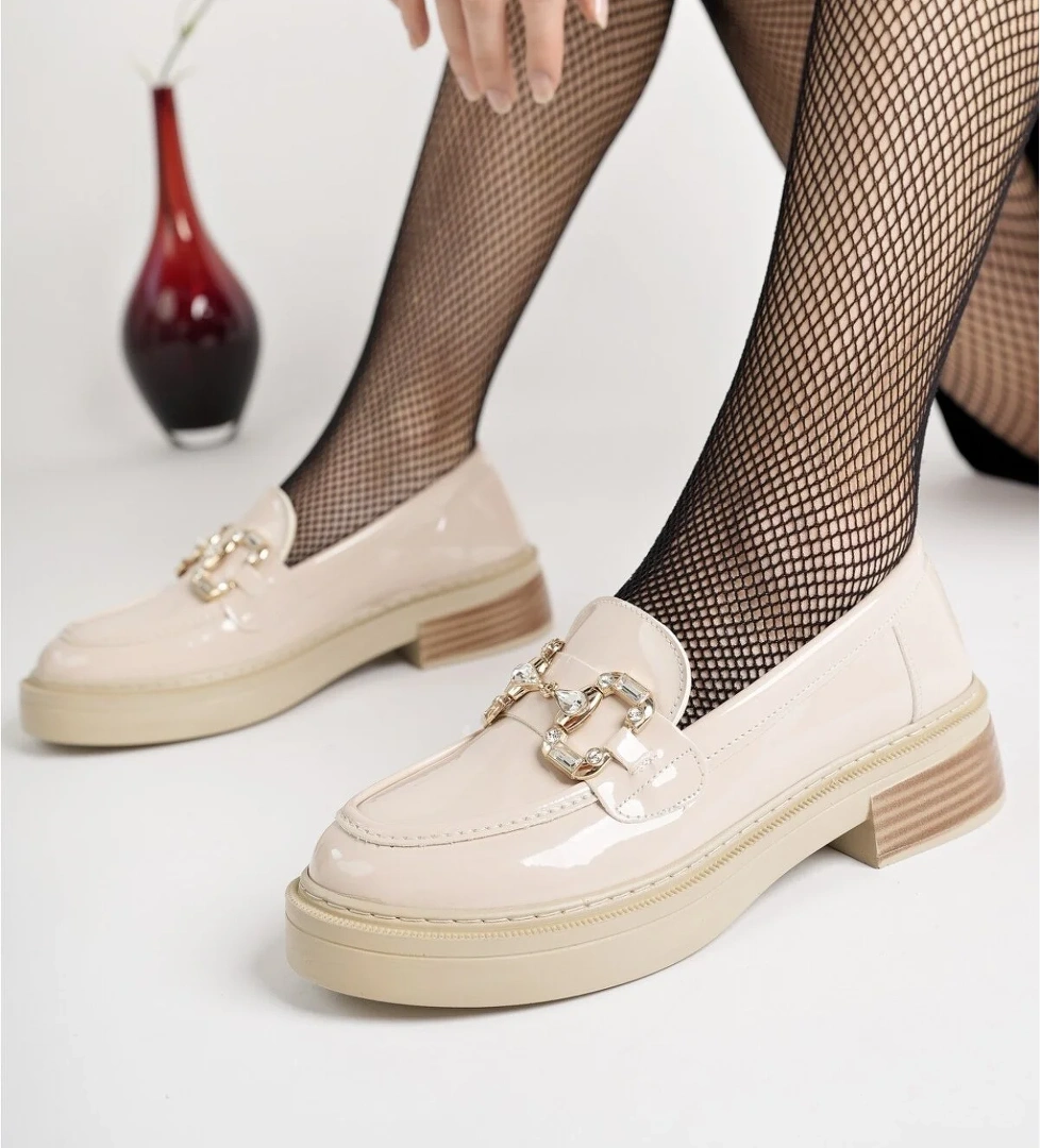 CARMENTA Kadın Loafer Kalın Taban Tokalı Günlük Casual Makosen Ayakkabı