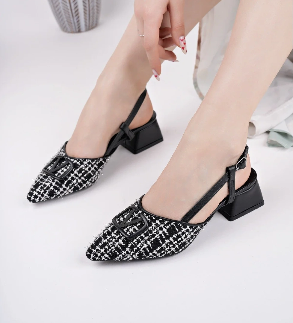 JUMANİ Sivri Burun Tokalı Arkası Açık Klasik Kısa Topuklu Kadın Ayakkabı - Görsel 1