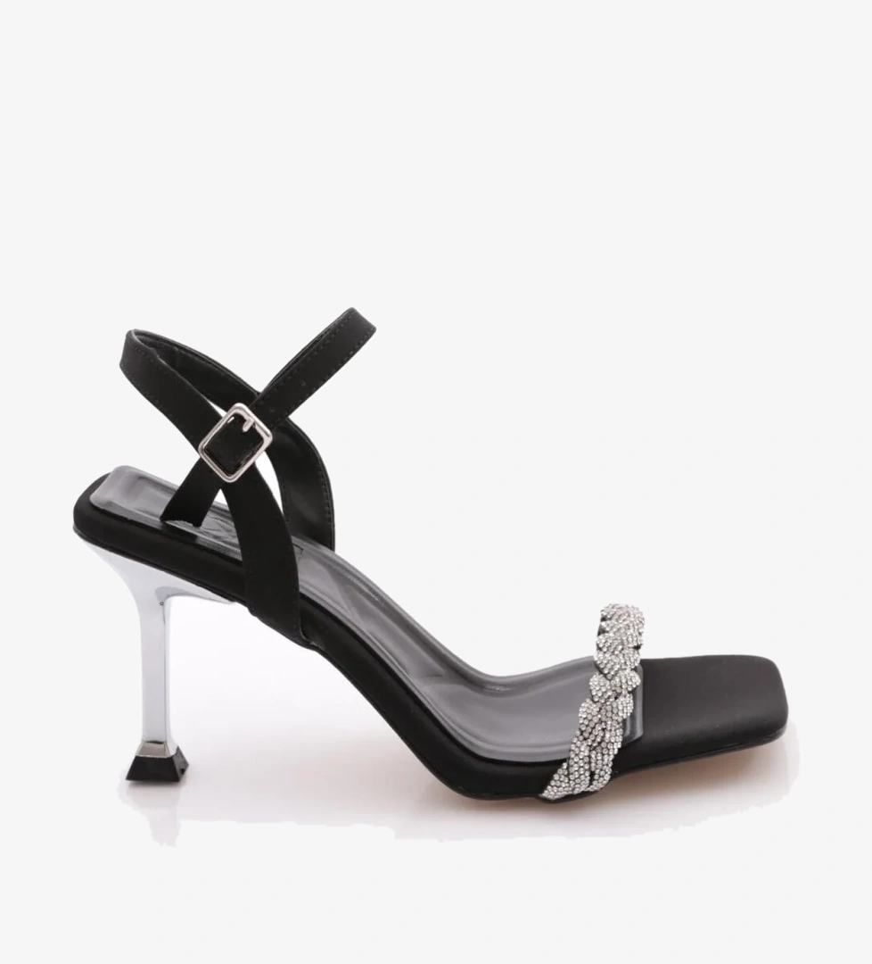 Dgn Pm161-K203 Kadin Taş Burgu Desenli Topuklu Ayakkabi model görseli