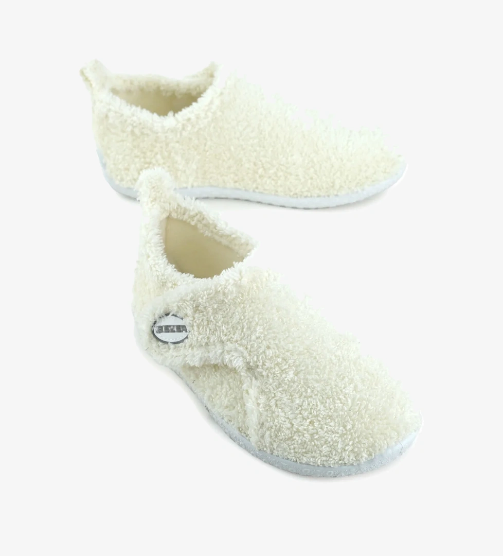 Kışlık Kız Çocuk Peluşlu Rahat Taban Cırt Cırtlı Ayarlanabilir Ev Okul Kreş Panduf Ayakkabı - Görsel 1