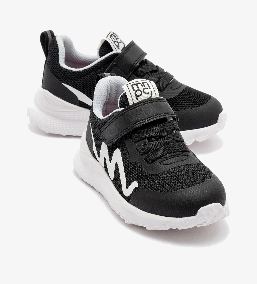 Erkek Çocuk Siyah Spor Ayakkabı