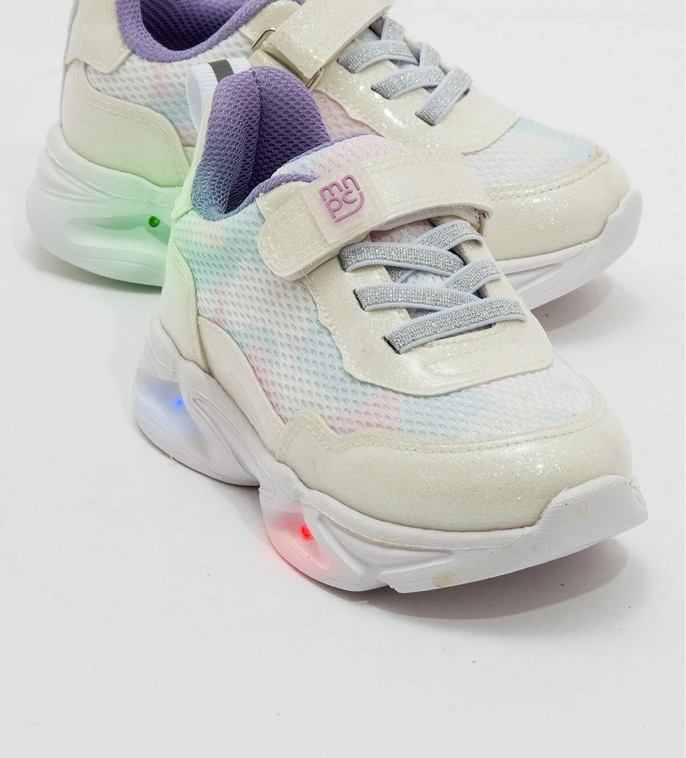 Kız Çocuk Beyaz Işıklı Spor Ayakkabı