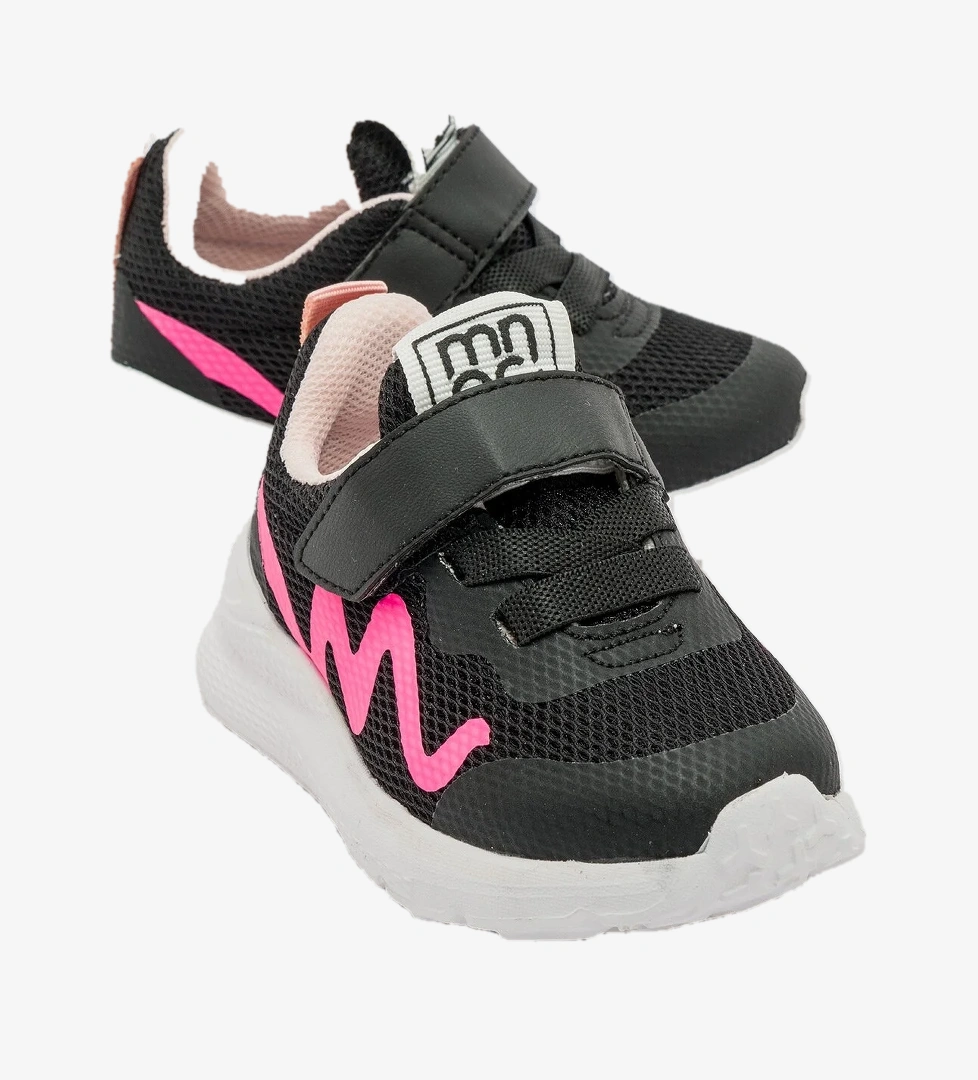 Mnpc Kız Çocuk Siyah Spor Ayakkabı model görseli