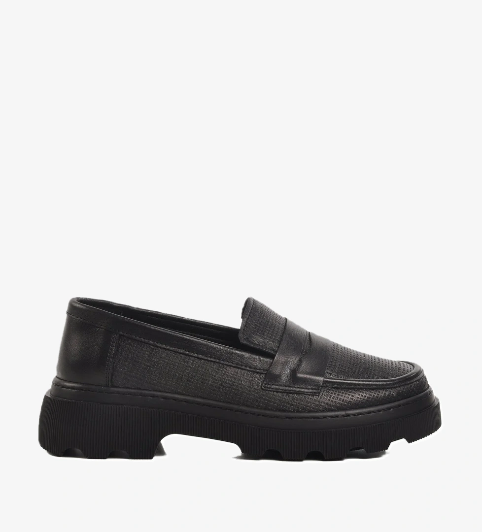 Ayakmod Vizon Siyah Hakiki Deri Kadın Casual Ayakkabı 2402-1 Z model görseli