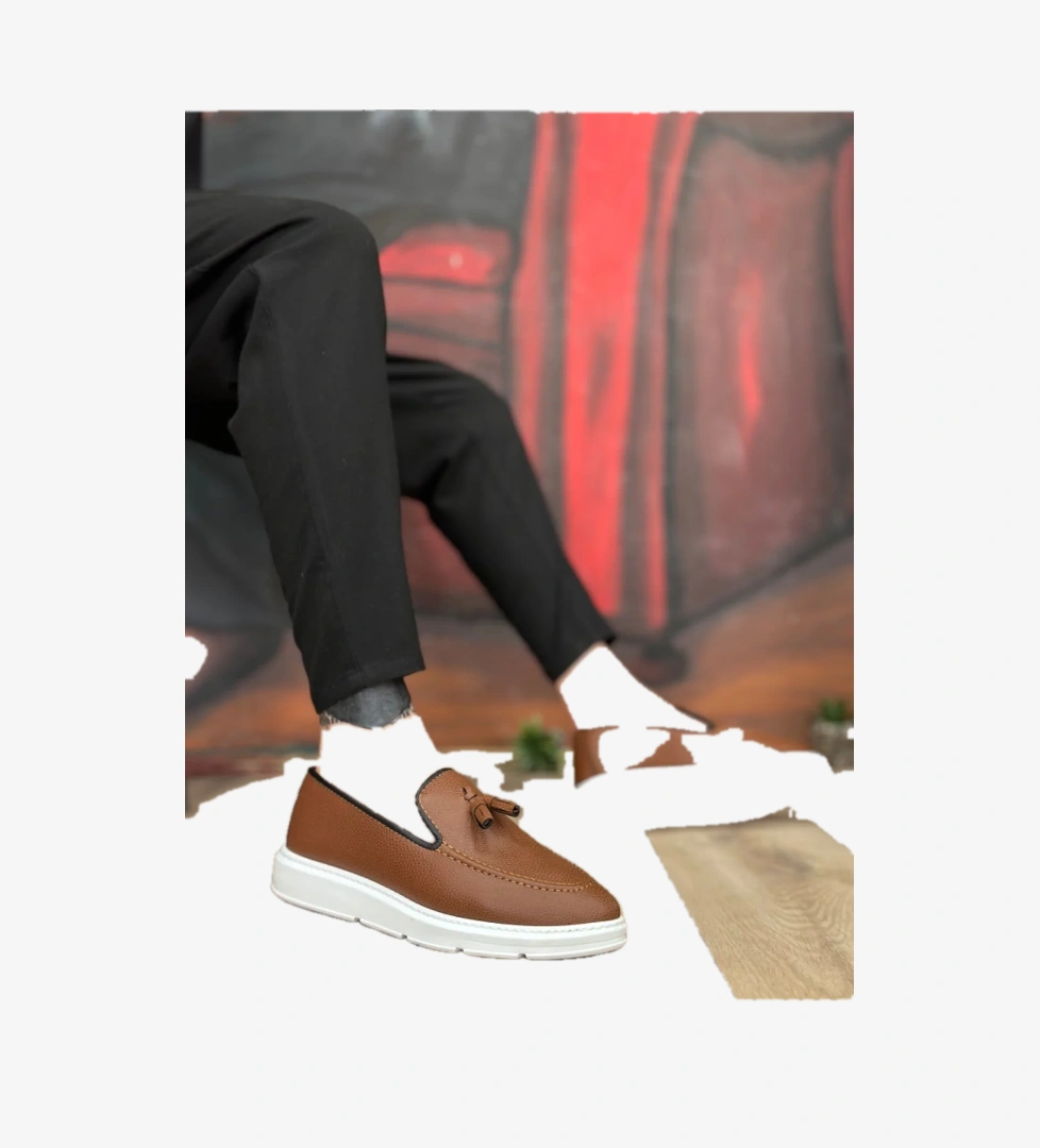 Pabucmarketi Bağcıksız Püsküllü Erkek Ayakkabı TABA (BEYAZ TABAN) model görseli