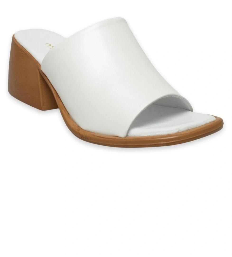 Mammamia D25Yt-1555Z Günlük Beyaz Kadın Terlik model görseli