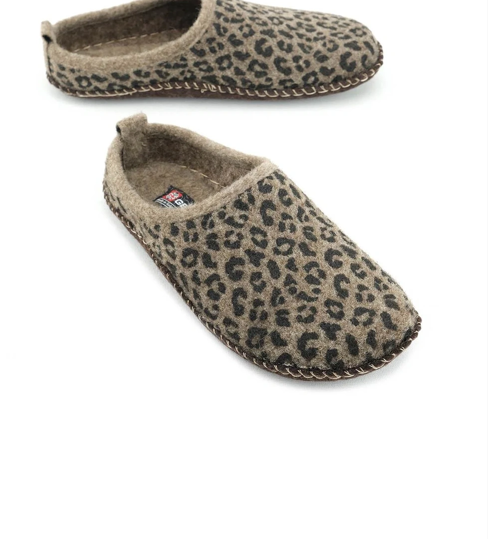 15525 Kadın Keçe Kumaş Sessiz Taban Ev-Halı Terliği - Görsel 1