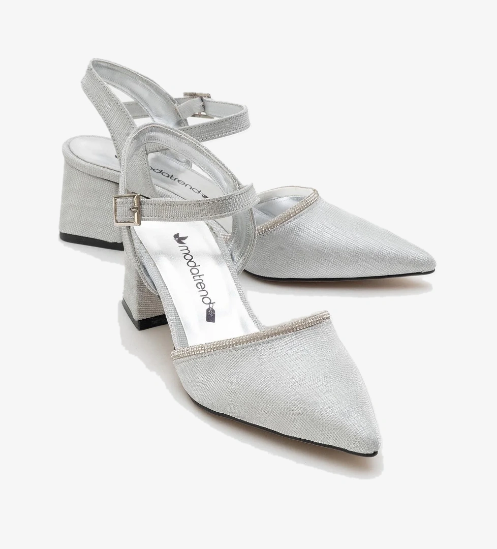 Ccway Kadın Taşlı Topuklu Ayakkabı Gümüş Si̇yah Ci̇lt Si̇m model görseli