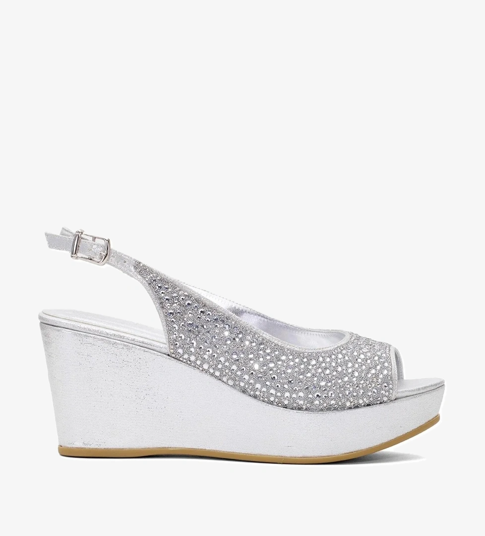 Beety 25BY223.343 Kadın Dolgu Topuk Sandalet Gümüş model görseli