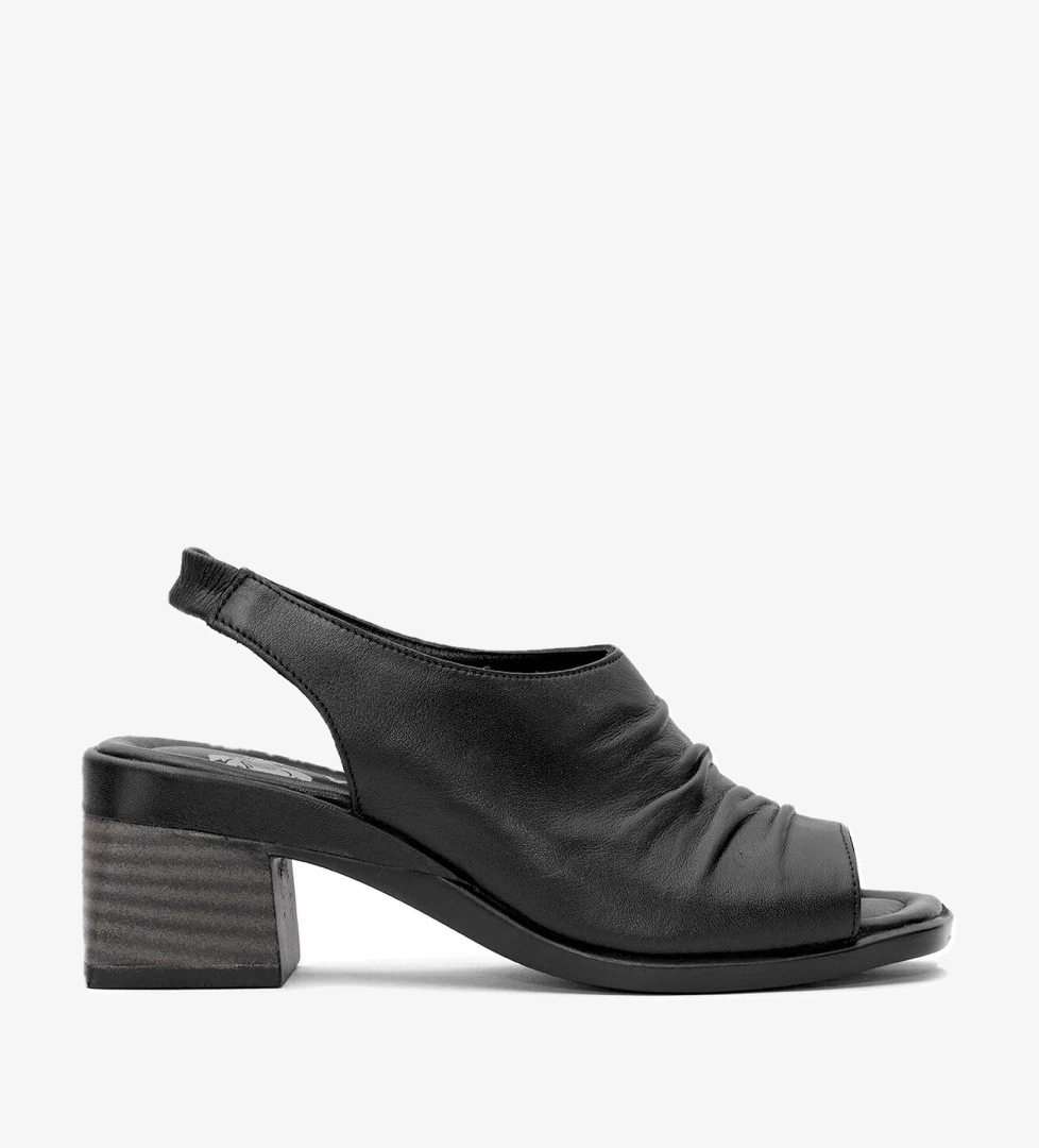 2311513Y Kadın Hakiki Deri Topuklu Sandalet Siyah