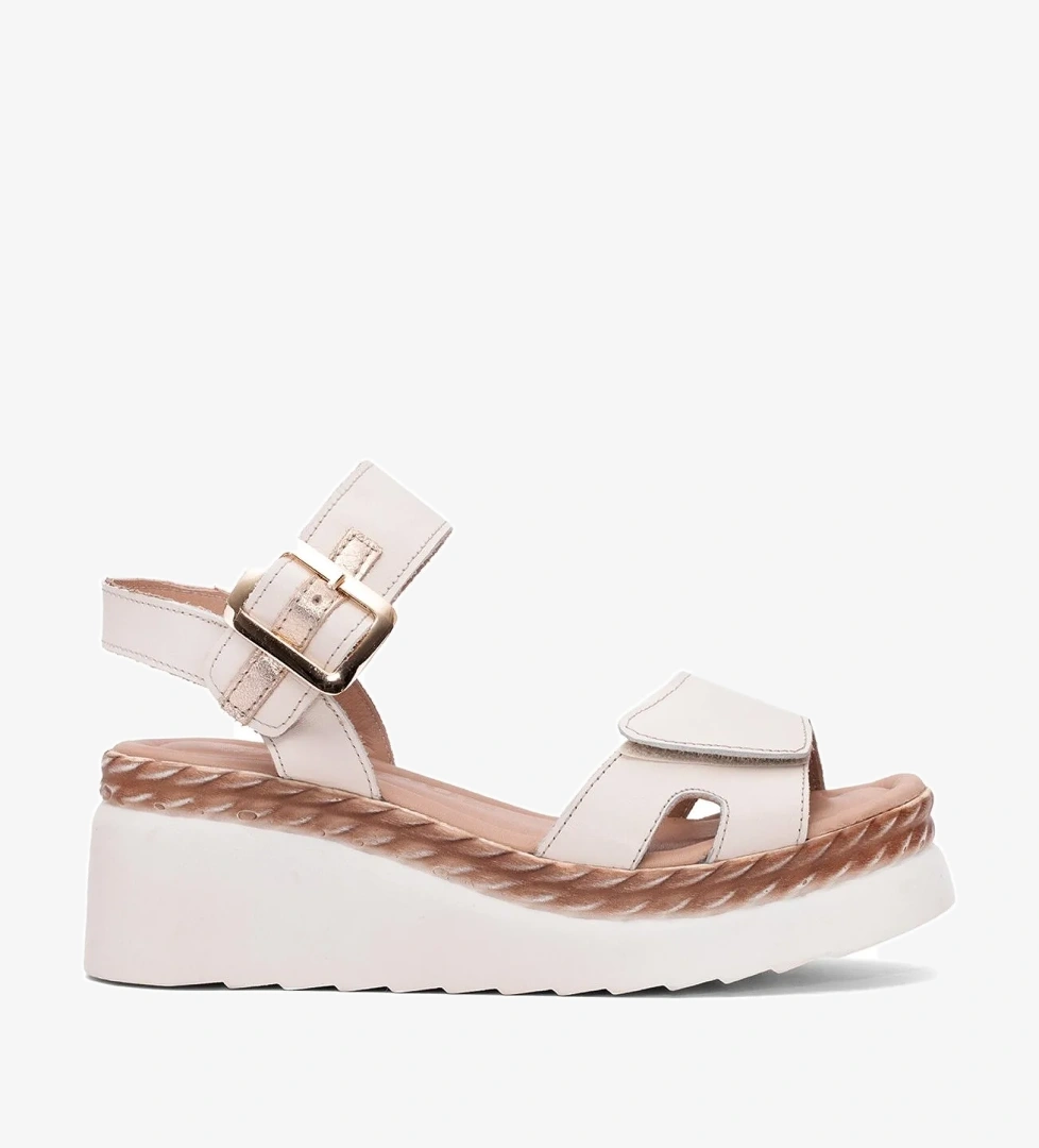 2512303Y Kadın Hakiki Deri Dolgu Topuk Sandalet Bej