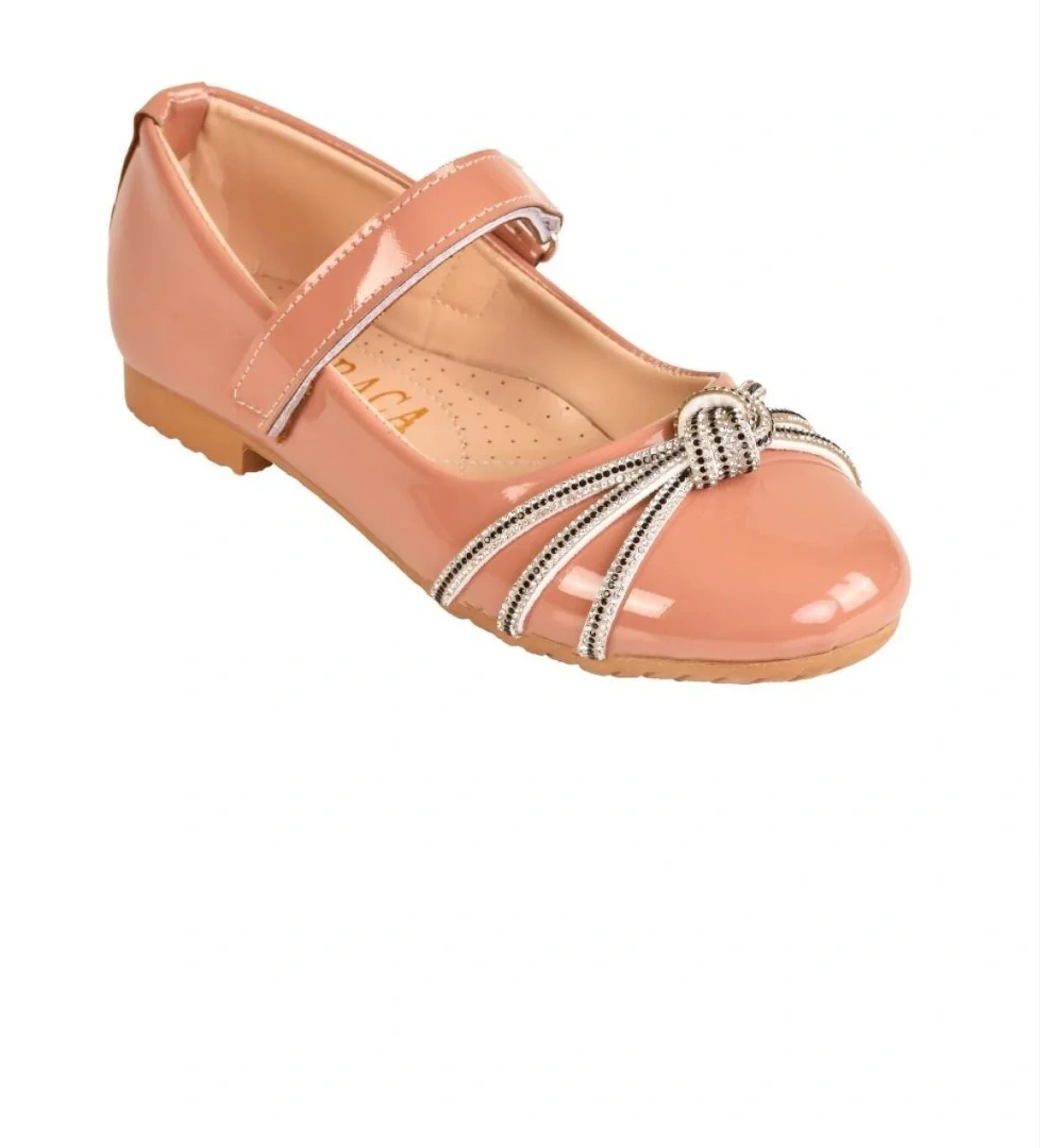 Ellaboni Kız Çocuk Anatomik Taban Taşlı Parlak Rugan Babet Ayakkabı model görseli