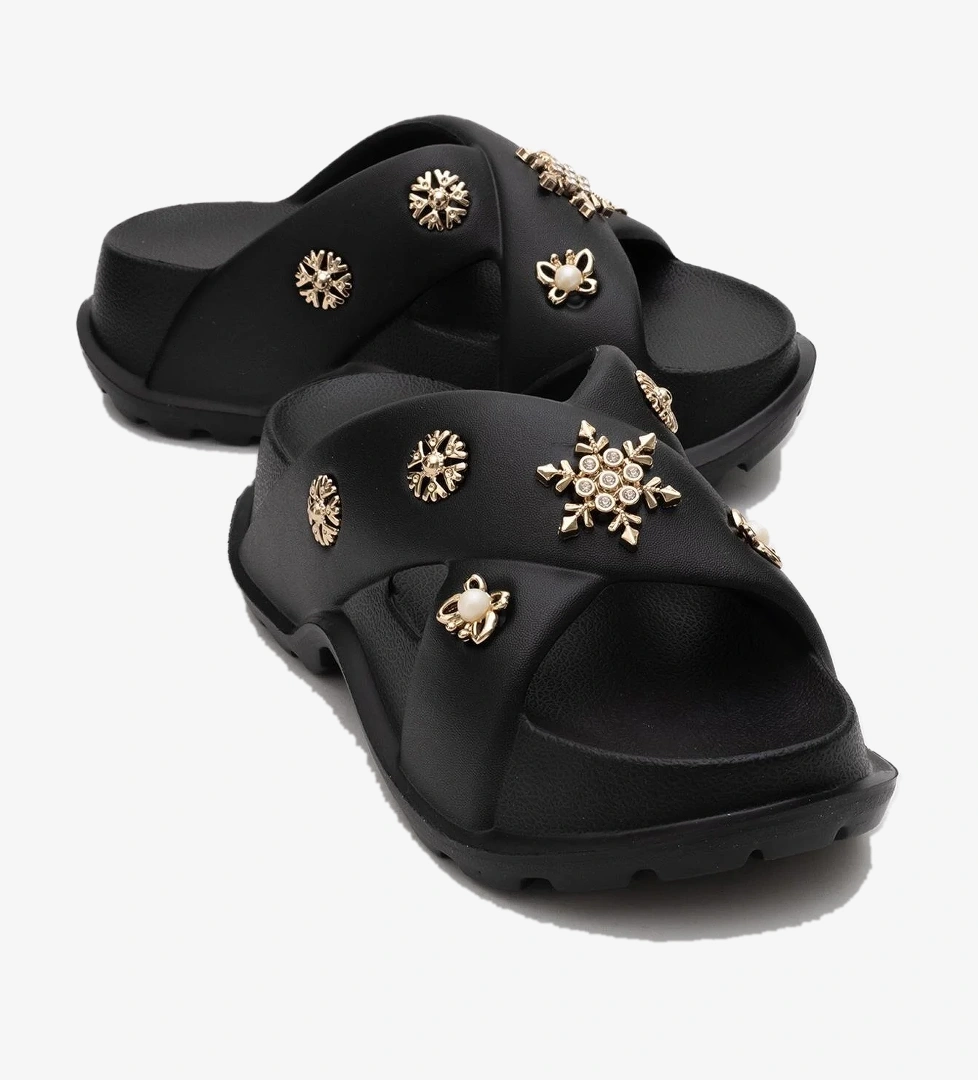 Kadın Aksesuarlı Terlik SİYAH