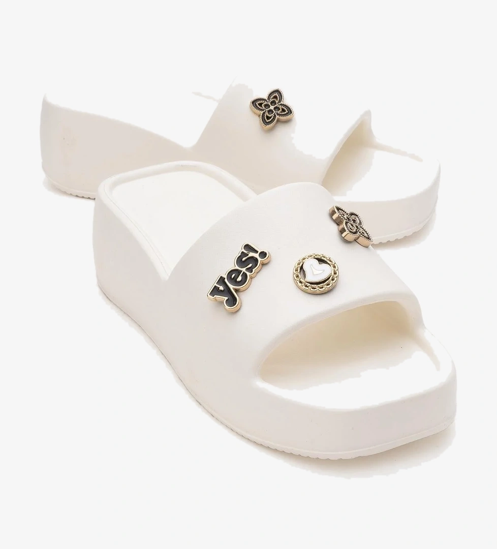 Kadın Aksesurarlı Terlik BEJ - Görsel 1