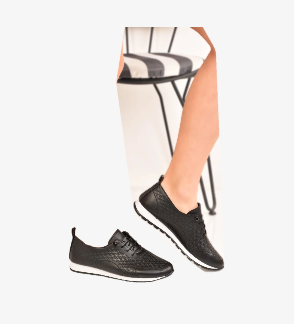 Odesa Ayakkabı ANNE& KADIN LASTİKLİ ORTOPEDİK MODEL GÜNLÜK PETEK DESENLİ SPOR AYAKKABI model görseli