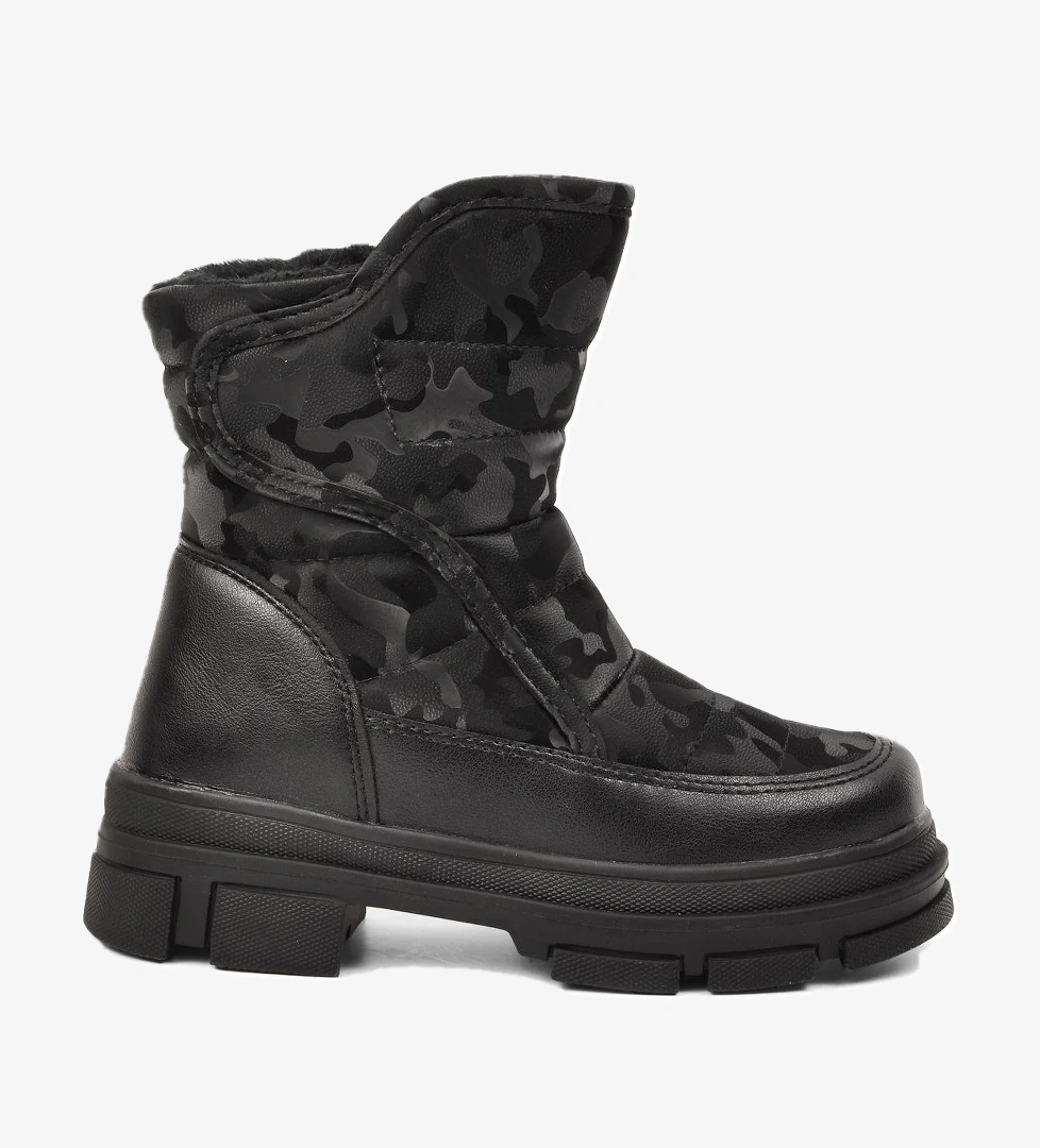 Walkway Siyah Çocuk Kar Botu model görseli