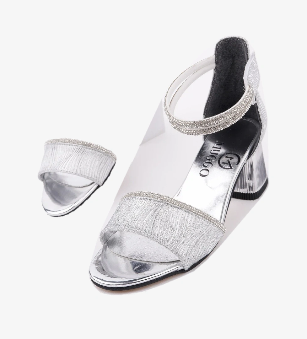 NOŞA Bilekten Bağlamalı Simli Kız Çocuk Kısa Topuklu Ayakkabı