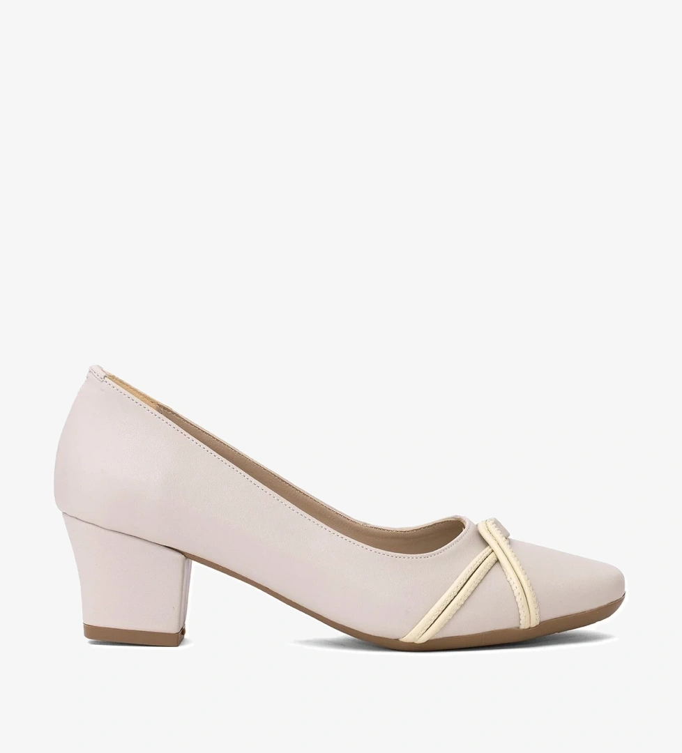 Beety 25by23.8631-a Kadın Klasik Topuklu Ayakkabı Siyah Bej model görseli