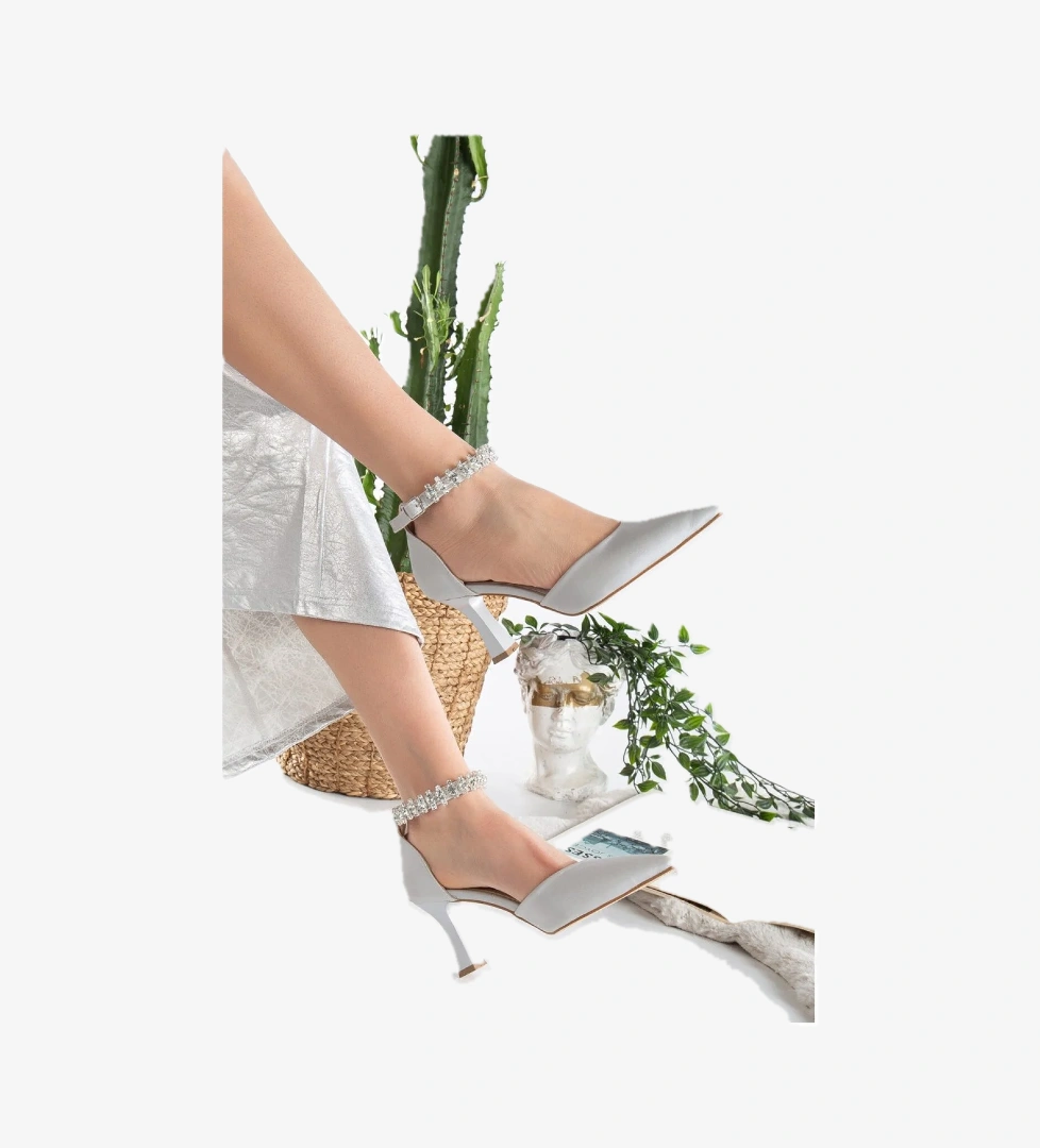 Seribo Bilek Taş Detaylı Arkası Açık Stiletto Kadın Topuklu Ayakkabı